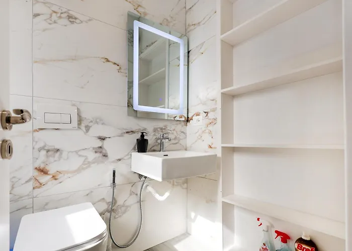 Noke Pensjonat Berat